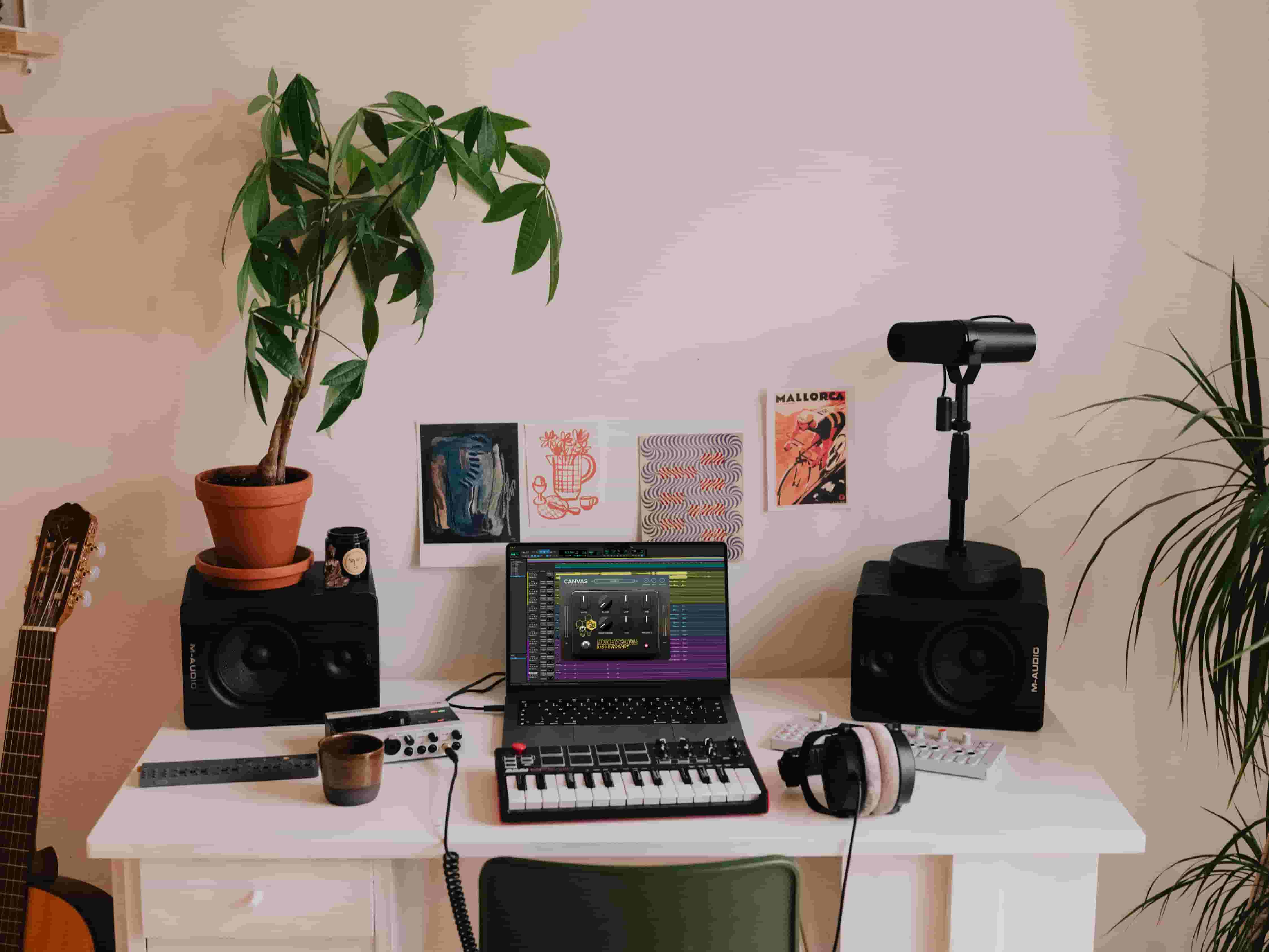 Canvas Audio Background